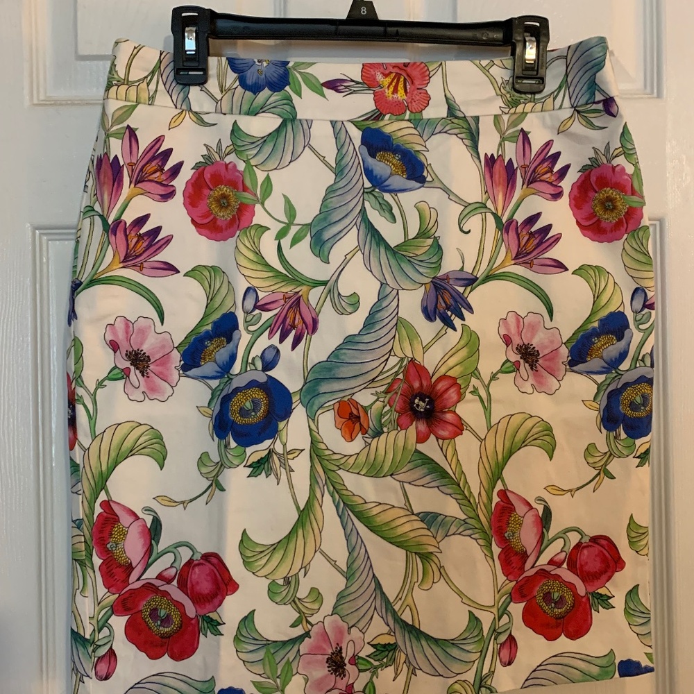 Ann Taylor Floral Skirt, Petite